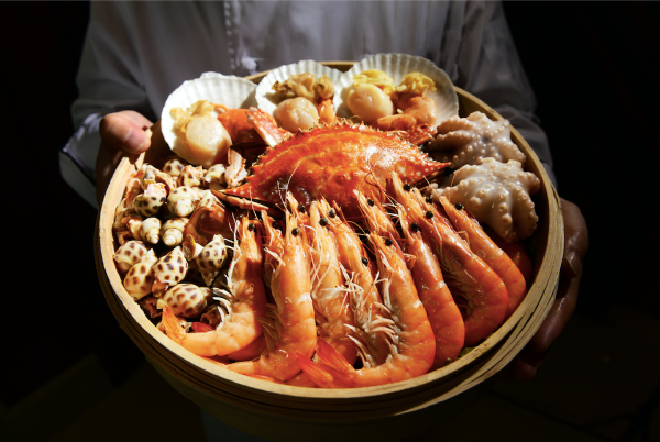 怎么，中国人又双叒叕不该吃海鲜了？休闲区蓝鸢梦想 - Www.slyday.coM