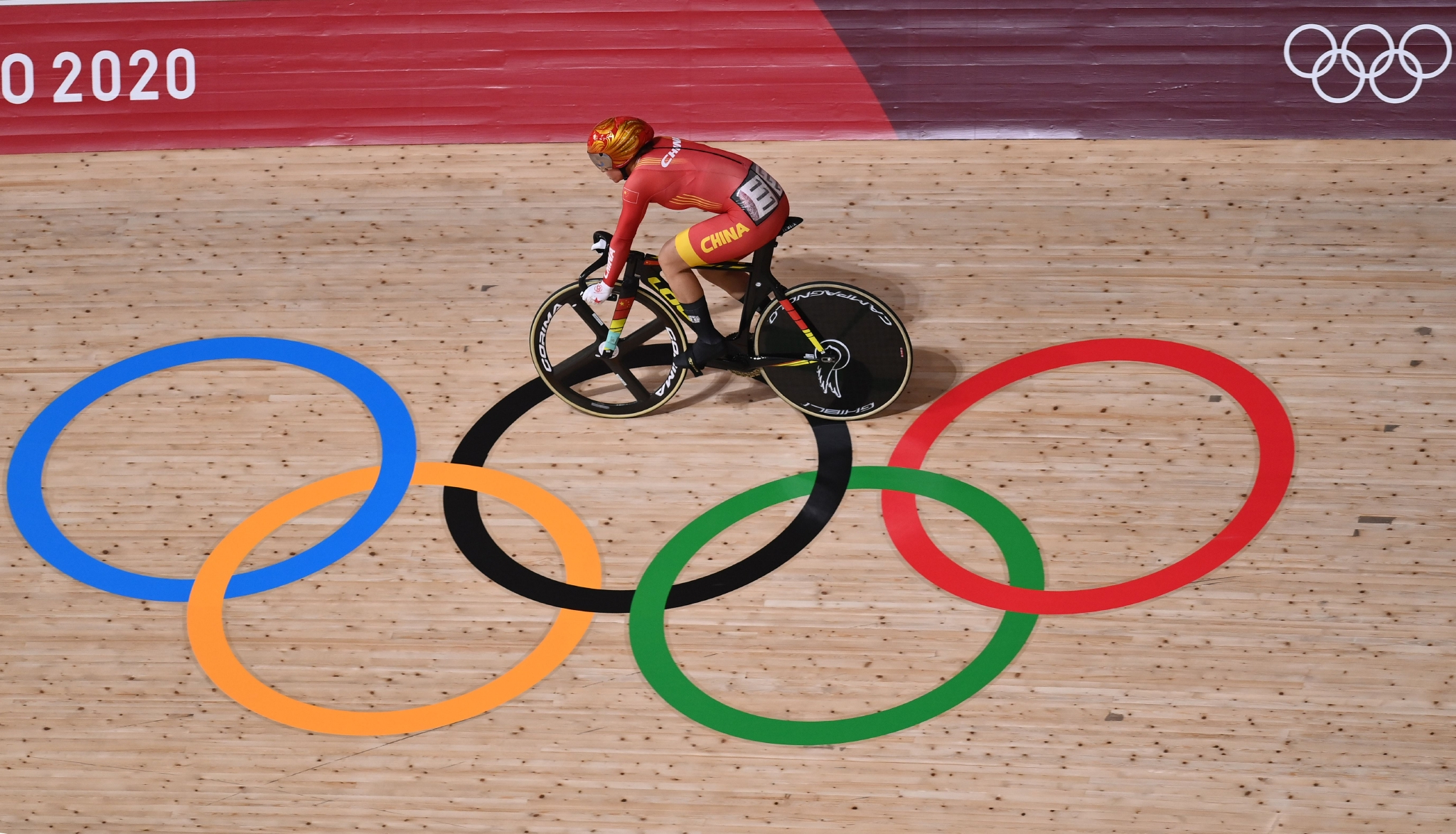 约大牌休闲区蓝鸢梦想 - Www.slyday.coM