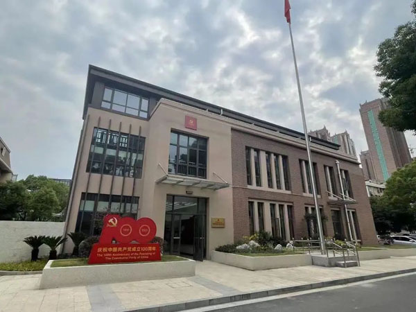 梁慧丽：从“烂尾楼”到“新莲花”，每年办一件实事，一代代传承下去，就是源源不断的幸福感休闲区蓝鸢梦想 - Www.slyday.coM