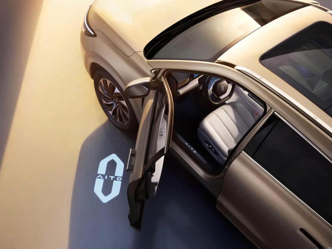 华为让车主承受“寒气”？问界M7被曝后排暖风缺失休闲区蓝鸢梦想 - Www.slyday.coM