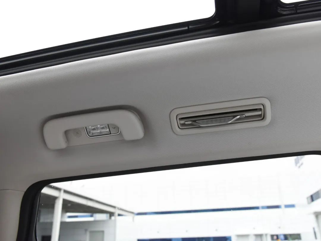 华为让车主承受“寒气”？问界M7被曝后排暖风缺失休闲区蓝鸢梦想 - Www.slyday.coM