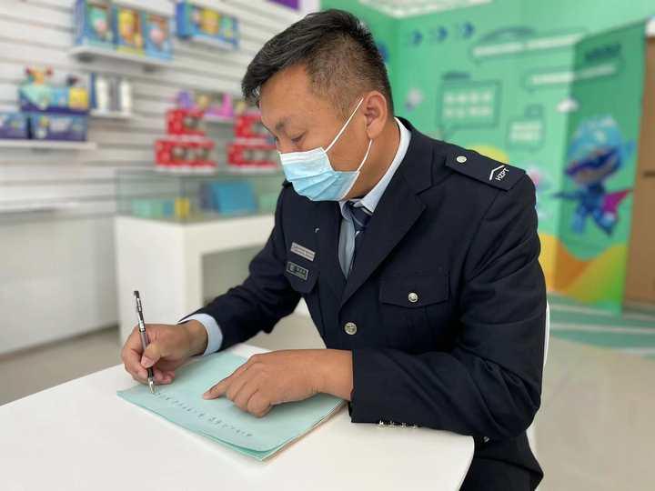 有梦想谁都了不起！杭州武林广场种下新一批“时光胶囊”：10后，我们不见不散休闲区蓝鸢梦想 - Www.slyday.coM