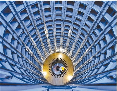 奋进新征程  建功新时代（新时代画卷·奋进十年）——十年发展成就图览②休闲区蓝鸢梦想 - Www.slyday.coM