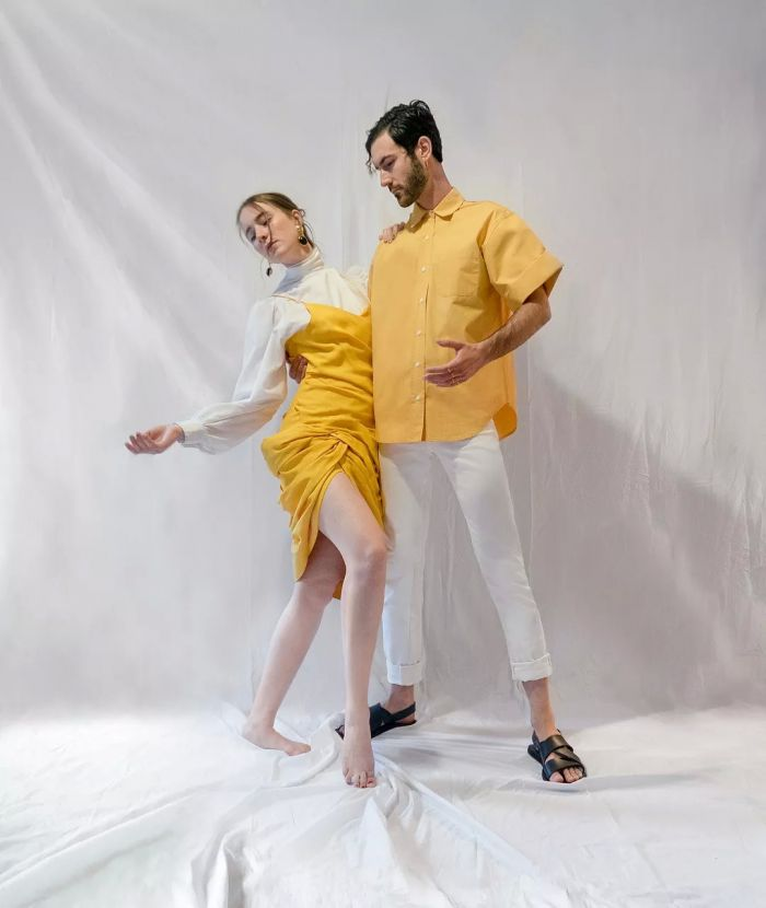 8年穿情侣装不带重样，这对“戏精CP”爆红网络：求求别再“虐狗”了……休闲区蓝鸢梦想 - Www.slyday.coM