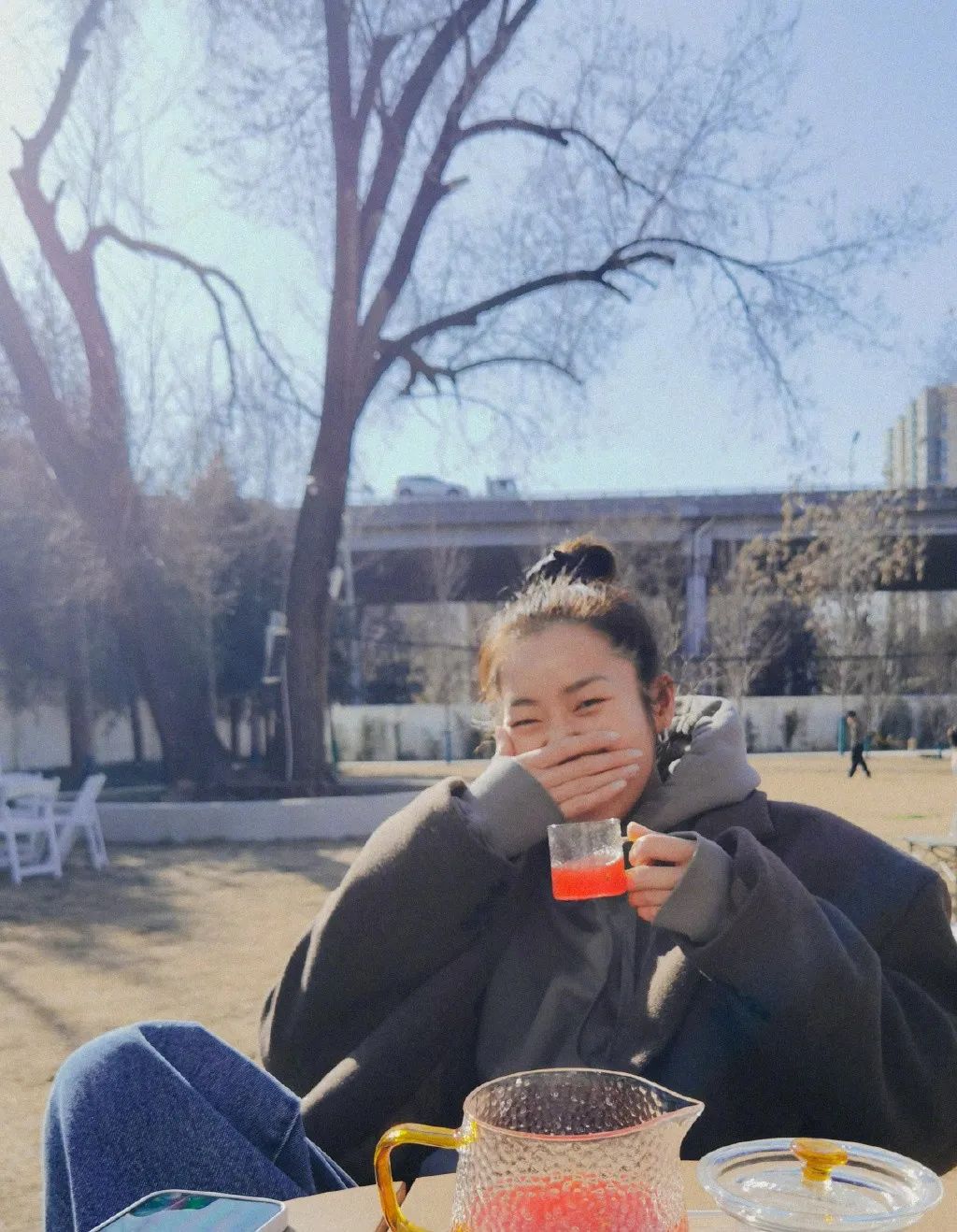 刘雯vs全美第一大网红？！这……休闲区蓝鸢梦想 - Www.slyday.coM