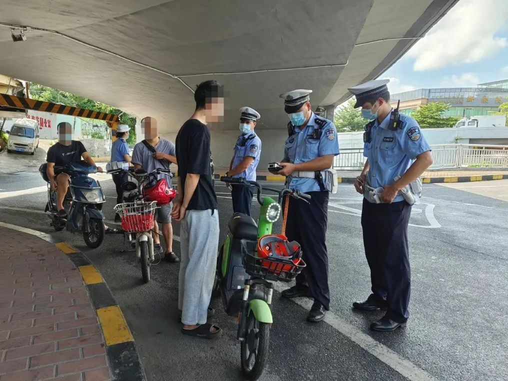广州交警提醒：驾驶电动自行车要注意的几件事，你知道几个？休闲区蓝鸢梦想 - Www.slyday.coM
