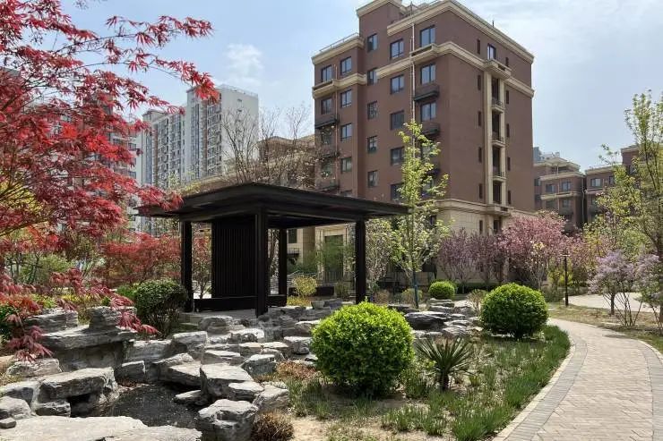 月租2000元起……北京首批毕业生公寓试点项目，拎包入住了休闲区蓝鸢梦想 - Www.slyday.coM