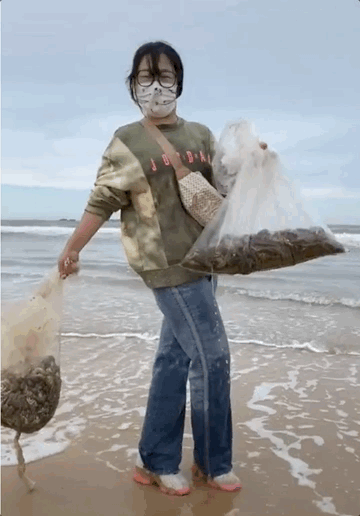 这两天，青岛人被5条热搜急红了眼！指着家门口的大海一通抱怨：你欠我们每个人500斤海鲜休闲区蓝鸢梦想 - Www.slyday.coM