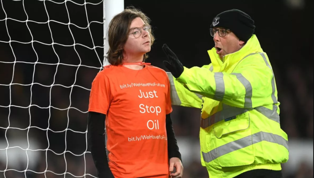 "你们这群该死的傻子，找个班上！"休闲区蓝鸢梦想 - Www.slyday.coM