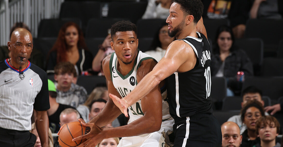 字母哥24+14欧文23+7 篮网力克雄鹿休闲区蓝鸢梦想 - Www.slyday.coM