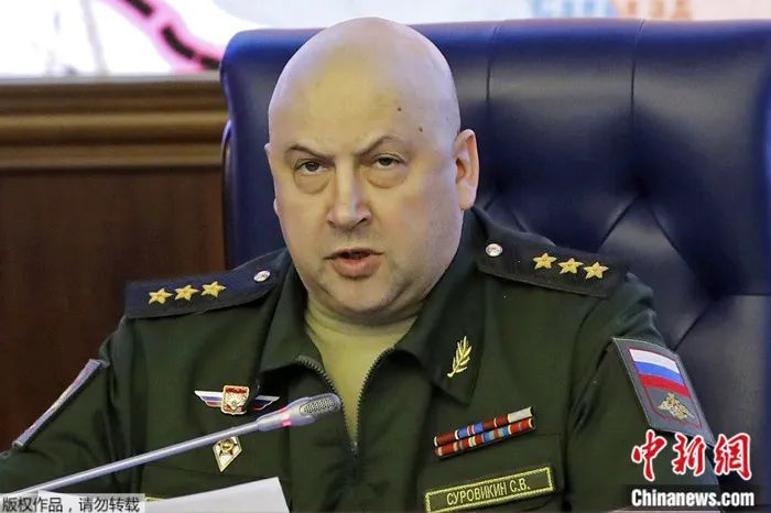 2017年6月9日，苏罗维金在国防部会议上发言。