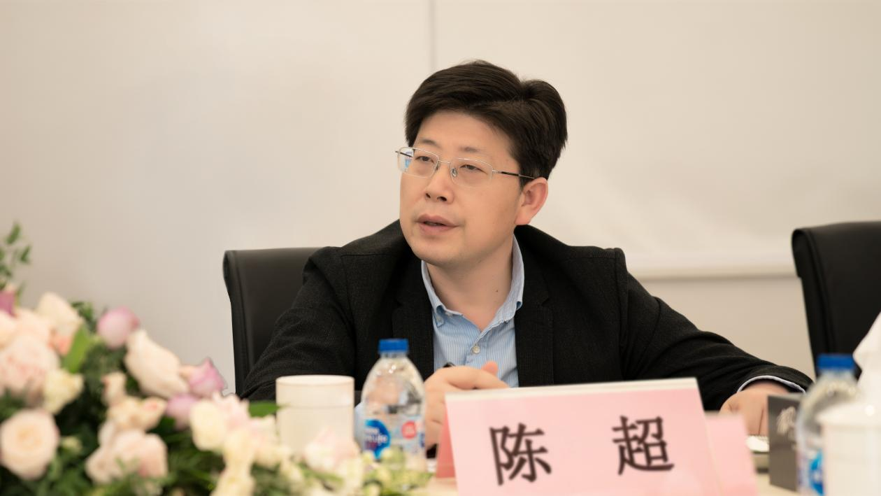 上海市松江区经委主任陈超走访丽人丽妆|上海市|陈超|服务业_新浪新闻