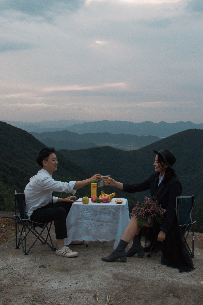 不是在露营，就是在去露营的路上……她这样玩转野外露营｜达人休闲区蓝鸢梦想 - Www.slyday.coM