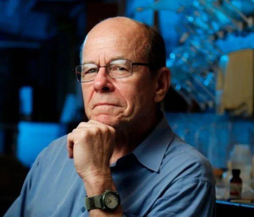 诺奖得主也“疯狂”：接受《花花公子》采访、挂科、玩摇滚……休闲区蓝鸢梦想 - Www.slyday.coM