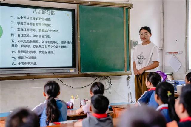 学生“零近视”云南这所小学的法宝是……休闲区蓝鸢梦想 - Www.slyday.coM