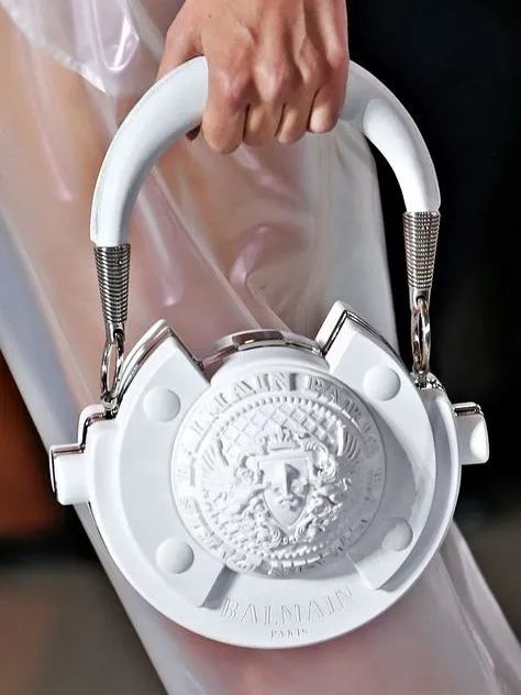 年轻人过了20岁 就要穿得成熟点！休闲区蓝鸢梦想 - Www.slyday.coM