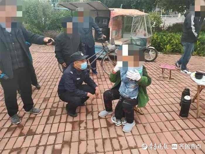 “爸爸告诉我，要相信警察叔叔！”3岁男童和家人走散遇见民警休闲区蓝鸢梦想 - Www.slyday.coM