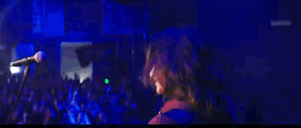 《摇滚狂花》是今年最刺激的剧了吧？分分钟都是新鲜感休闲区蓝鸢梦想 - Www.slyday.coM