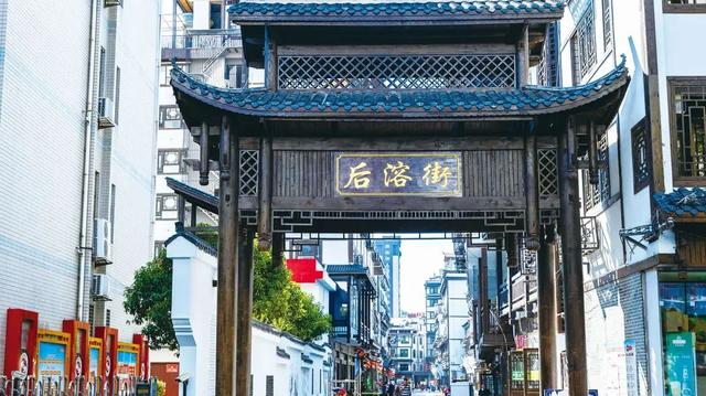 做人民群众的贴心人——永定区永定街道工作纪实休闲区蓝鸢梦想 - Www.slyday.coM