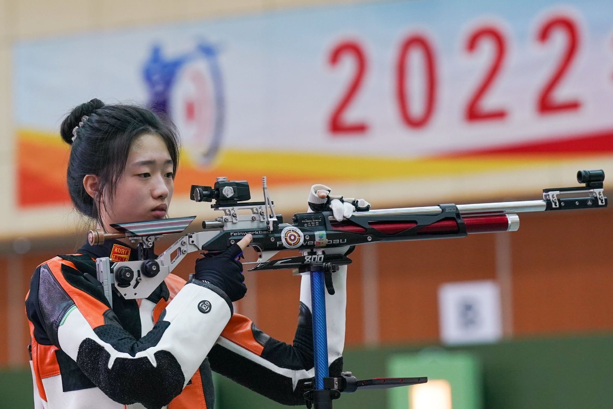 射击世锦赛 | 黄雨婷女子10米气步枪摘银 中国队收获两个奥运席位