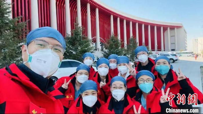 草原方舱故事：一群人和一段“在一起”的日子休闲区蓝鸢梦想 - Www.slyday.coM