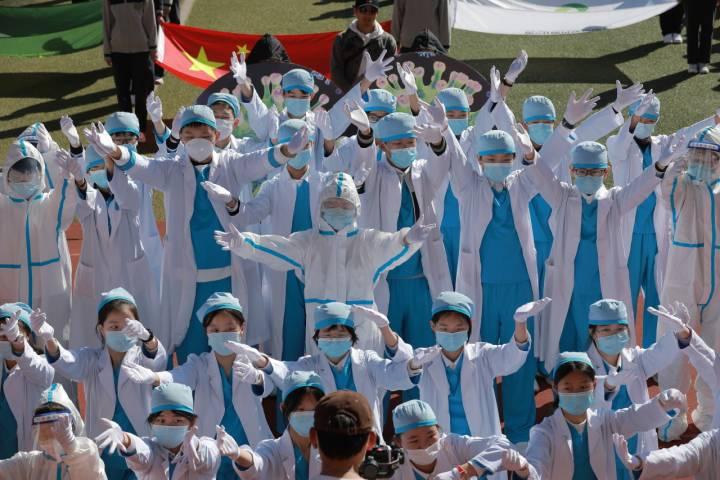 摄影师、世界冠军啦啦队、未来的“冠军”…他们都是运动场上最闪亮的星休闲区蓝鸢梦想 - Www.slyday.coM