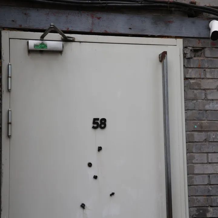 那些开在胡同里的书店，是城市之光休闲区蓝鸢梦想 - Www.slyday.coM