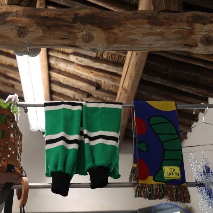 那些开在胡同里的书店，是城市之光休闲区蓝鸢梦想 - Www.slyday.coM