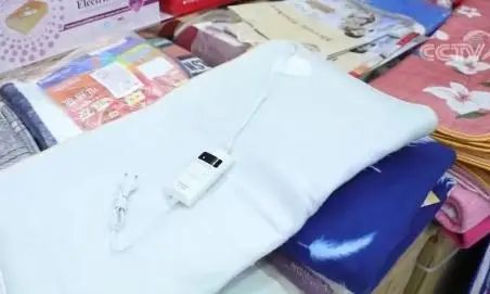 电热毯之后，秋衣秋裤、"光腿神器"也火了！欧洲人"买爆"中国人过冬八件套…休闲区蓝鸢梦想 - Www.slyday.coM