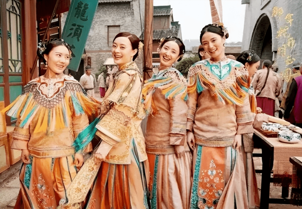 娱乐圈“父女恋”群像,离婚,一生无子,相差54岁,女方后悔一生_汪峰_张纪中_葛荟婕|寇振海|葛荟婕|谢贤_新浪新闻