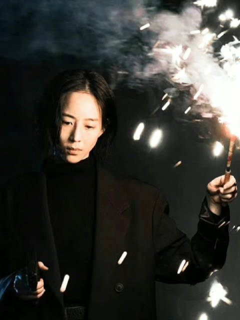 张钧甯和阮经天主演的悬疑犯罪电影《查无此心》发布剧照……_新浪新闻