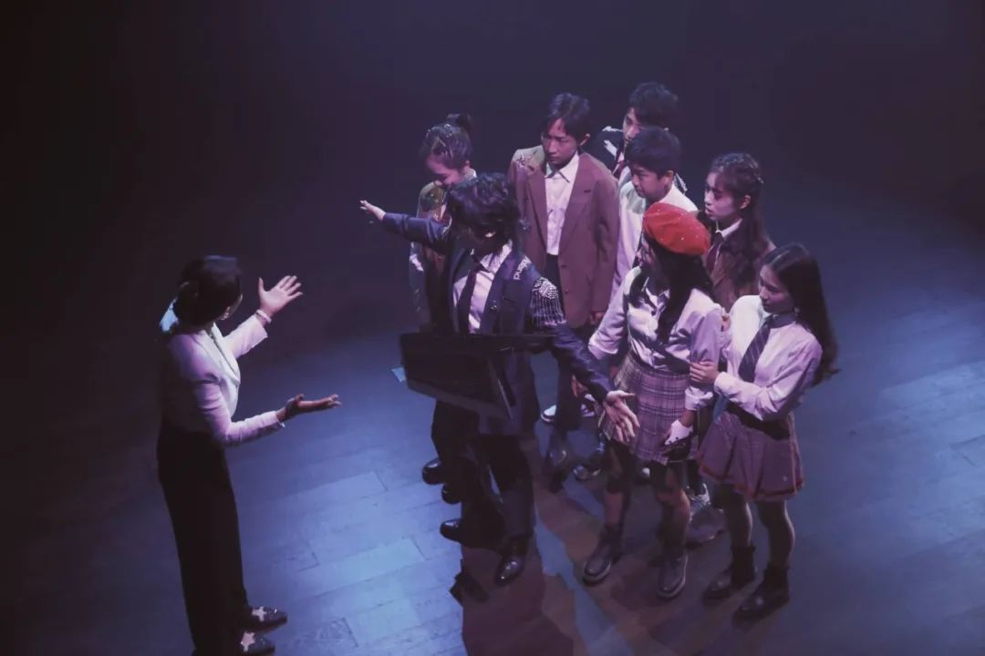 穿越迷塔城？“夜猫子”书店？……传统旅游景点还有这么多隐藏玩法！休闲区蓝鸢梦想 - Www.slyday.coM