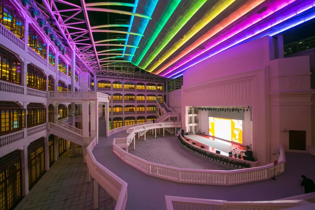 穿越迷塔城？“夜猫子”书店？……传统旅游景点还有这么多隐藏玩法！休闲区蓝鸢梦想 - Www.slyday.coM