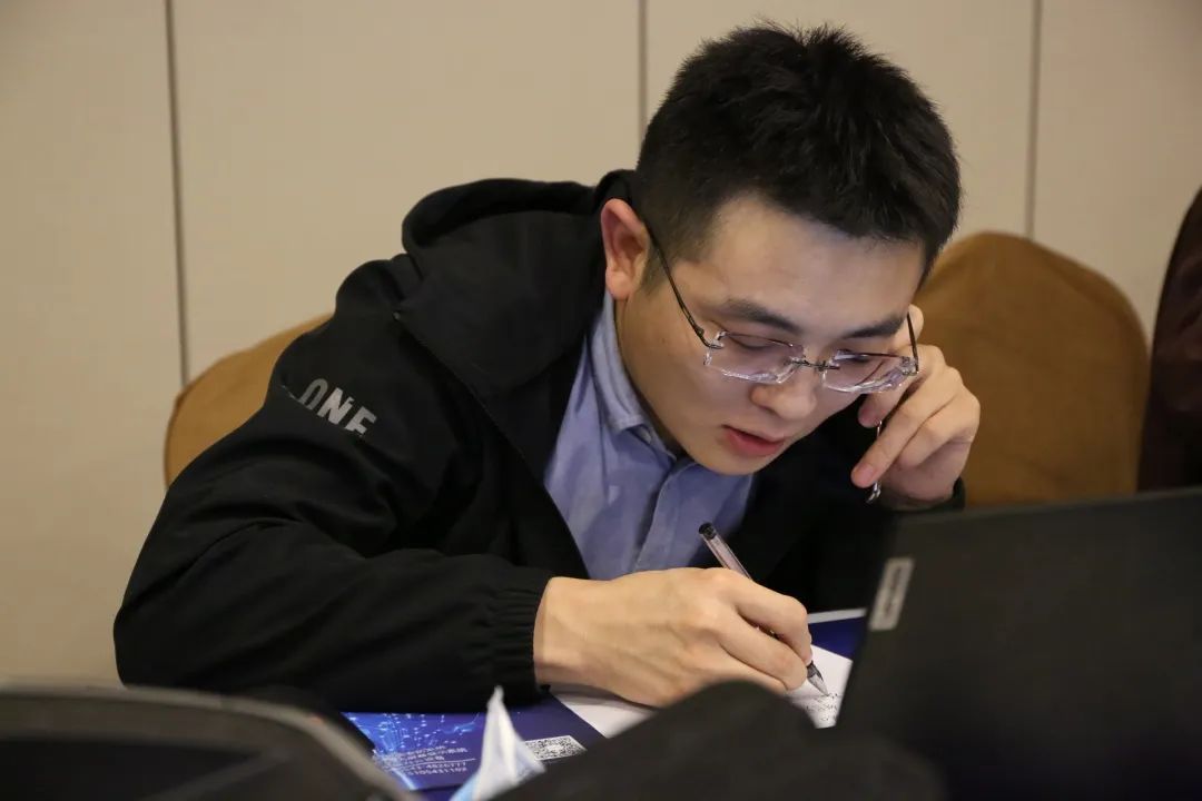 争分夺秒，这是一群与时间赛跑的滨州疾控“流调人”！休闲区蓝鸢梦想 - Www.slyday.coM