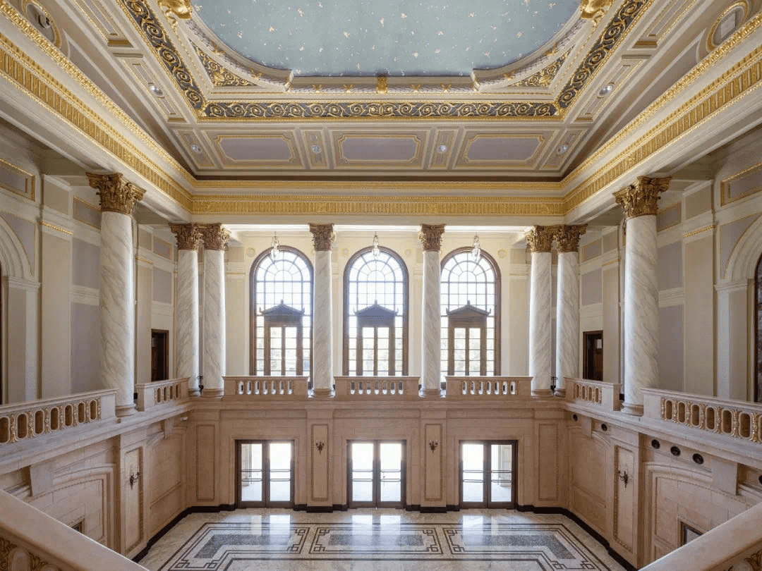 穿越迷塔城？“夜猫子”书店？……传统旅游景点还有这么多隐藏玩法！休闲区蓝鸢梦想 - Www.slyday.coM