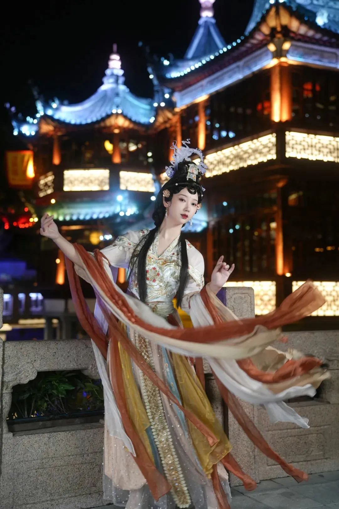 穿越迷塔城？“夜猫子”书店？……传统旅游景点还有这么多隐藏玩法！休闲区蓝鸢梦想 - Www.slyday.coM