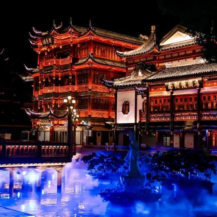 穿越迷塔城？“夜猫子”书店？……传统旅游景点还有这么多隐藏玩法！休闲区蓝鸢梦想 - Www.slyday.coM