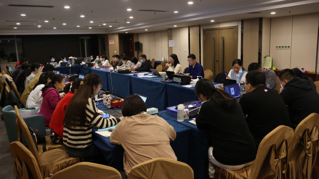 争分夺秒，这是一群与时间赛跑的滨州疾控“流调人”！休闲区蓝鸢梦想 - Www.slyday.coM