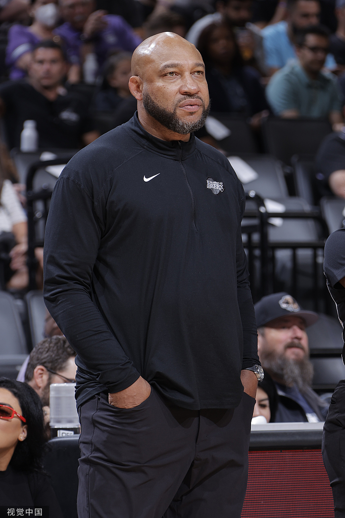 明天就打勇士了，但新赛季的湖人还是一地鸡毛休闲区蓝鸢梦想 - Www.slyday.coM