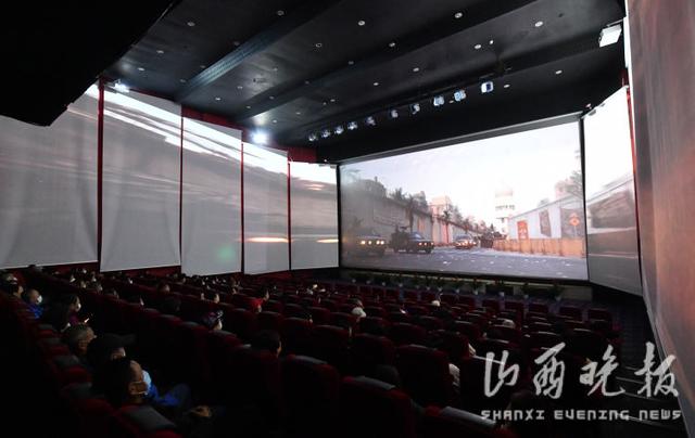 首家引进！CL全景超级电影降临太原休闲区蓝鸢梦想 - Www.slyday.coM