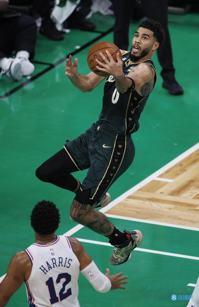 塔图姆:我感觉身体比前几年都好 所以我会选择凶猛的冲击篮筐|塔图姆