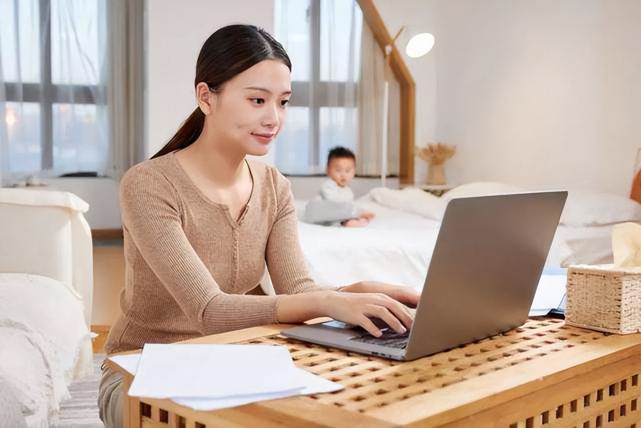 42岁妈妈写给女儿的一封信:我能得体退出,但你能别那么冷漠吗