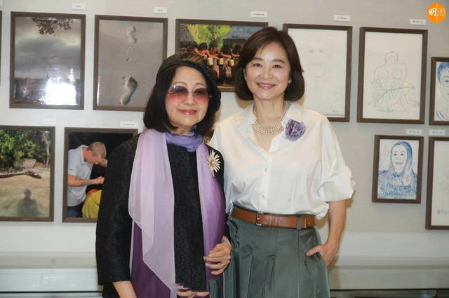 林青霞回应获博士名誉,自觉不够格仍需努力,与杨振宁齐名惹争议