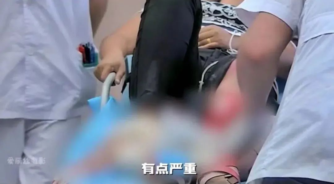 上海3名小伙租房轮睡真相曝光：2022最后两个月，谁也不许回头看了休闲区蓝鸢梦想 - Www.slyday.coM