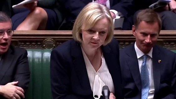 突发！英国首相特拉斯宣布辞职 继任者中这两位谁的胜算大？