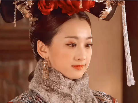 以前看步步惊心时还什么都不懂,后来回看穆婷婷饰演的这个皇后