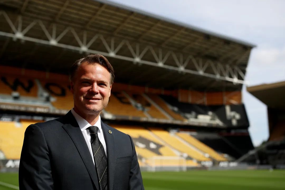 拉塞尔：为将狼队打造成全球最大的体育品牌之一，我毫不犹豫接受了来自中国企业的邀请休闲区蓝鸢梦想 - Www.slyday.coM