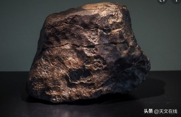 陨石价值与航天奥秘 香格里拉陨石为何遭哄抢
