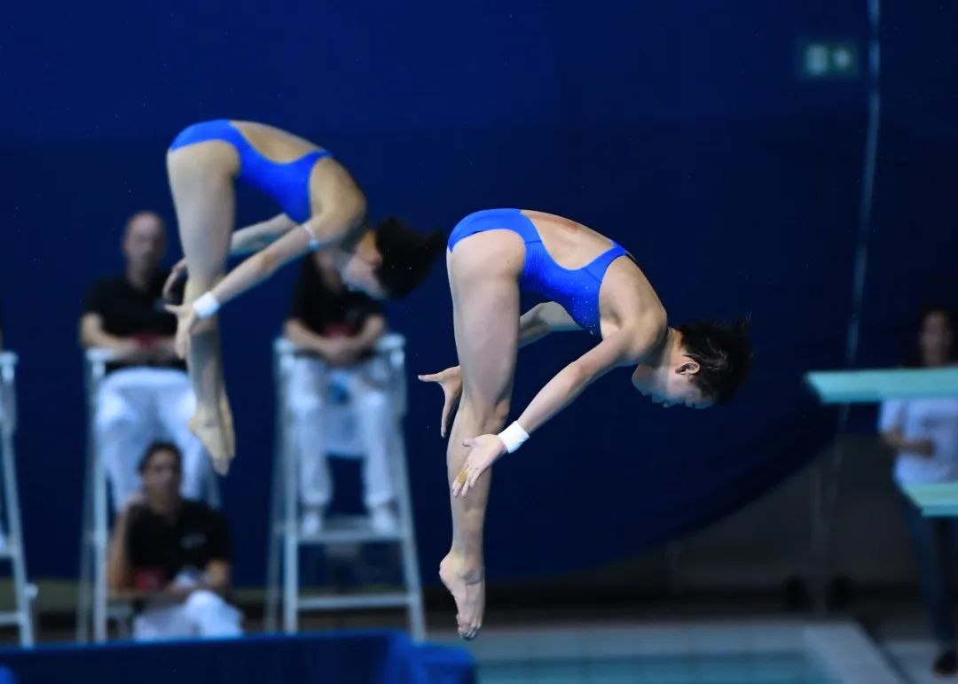 再现水花消失术！陈芋汐、全红婵跳水世界杯夺冠休闲区蓝鸢梦想 - Www.slyday.coM
