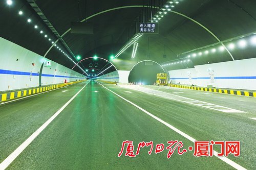 穿山越岭成功挑战"亚洲最大" 海沧疏港通道主线将通车休闲区蓝鸢梦想 - Www.slyday.coM